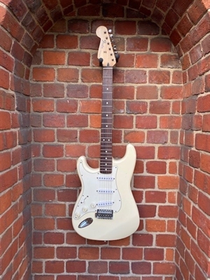 Lefty Mexican Strat - Cream